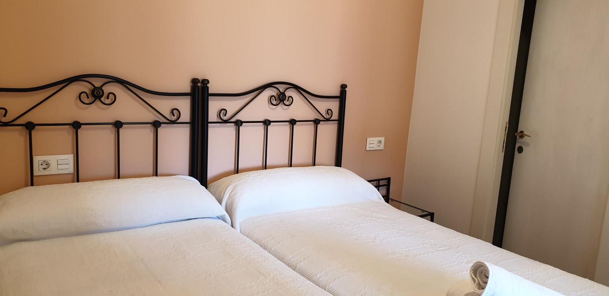 Apartamentos Fermin Onís المظهر الخارجي الصورة