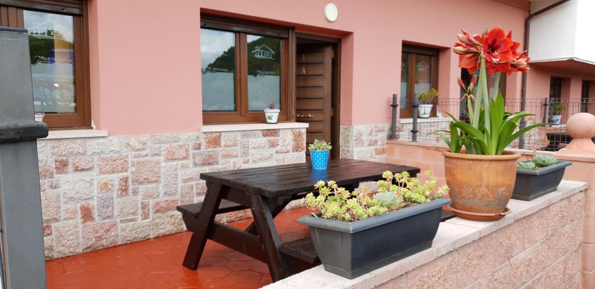 Apartamentos Fermin Onís المظهر الخارجي الصورة