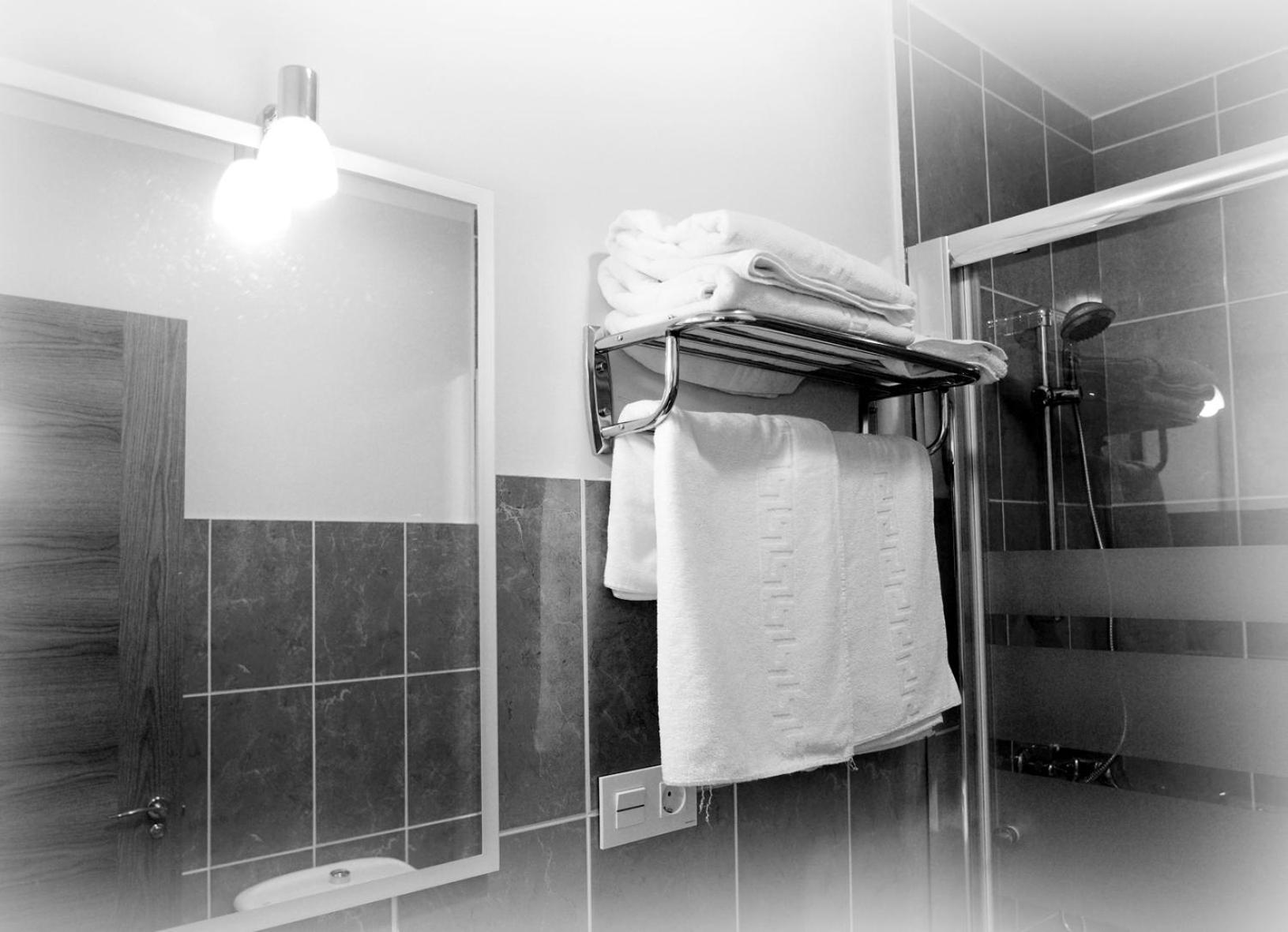 Apartamentos Fermin Onís المظهر الخارجي الصورة